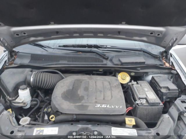 2C4RDGCG9JR209600 Dodge Grand Caravan Sxt