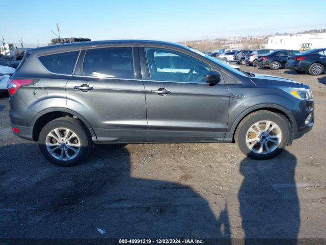1FMCU0GD1HUB03129 Ford ESCAPE SE