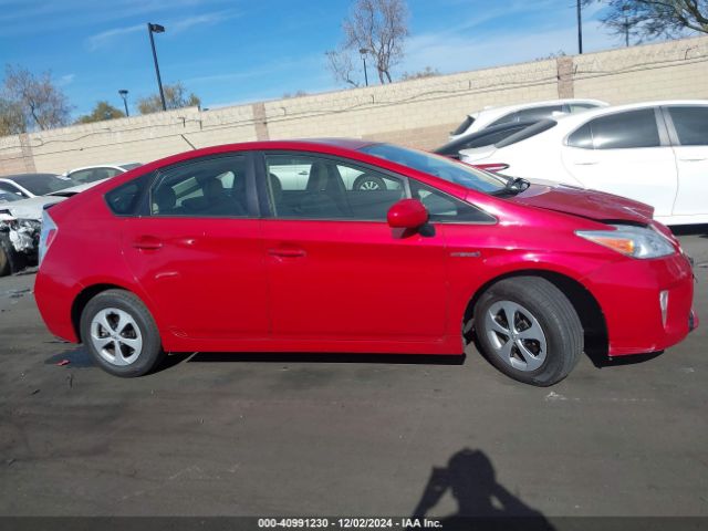 JTDKN3DUXE1775061 Toyota Prius Two