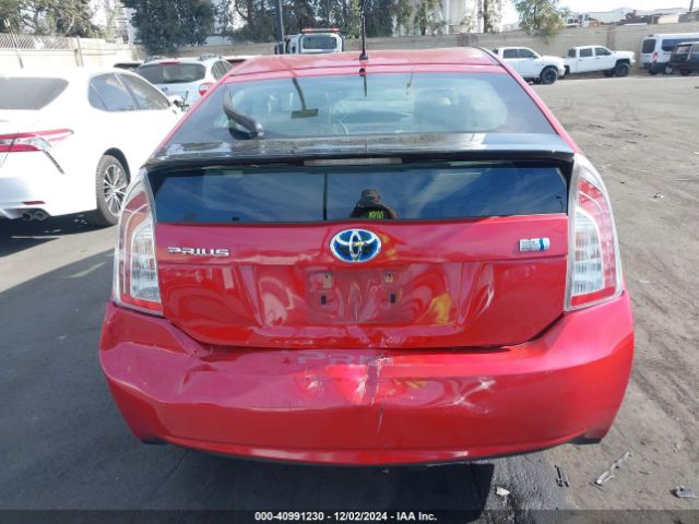 JTDKN3DUXE1775061 Toyota Prius Two