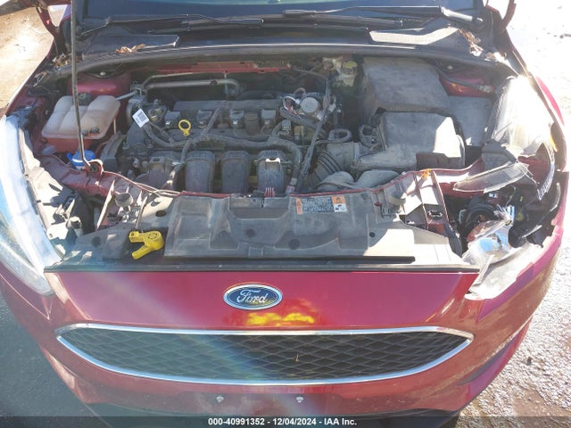 Ford FOCUS SE 2016 1FADP3F20GL372329 Image 10