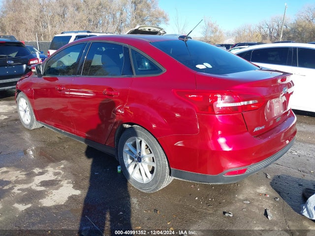Ford FOCUS SE 2016 1FADP3F20GL372329 Image 3
