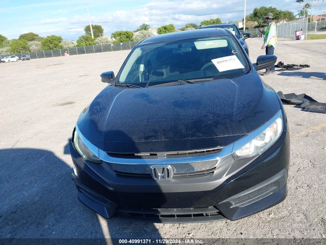 Honda CIVIC EX 2018 19XFC2F79JE020192 Image 12