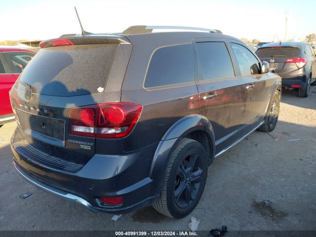 3C4PDCGG1KT757809 Dodge Journey Crossroad