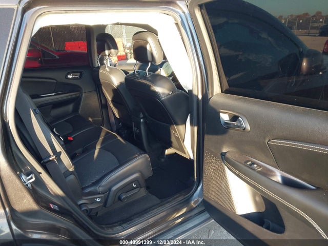 3C4PDCGG1KT757809 Dodge Journey Crossroad