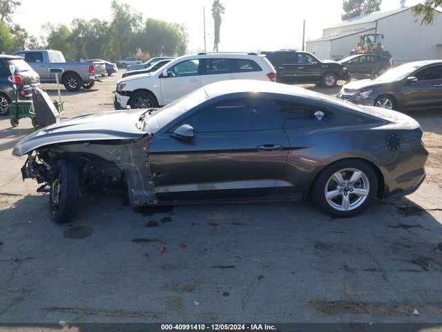 Ford Mustang Ecoboost 2018 1FA6P8TH7J5114433 Image 14