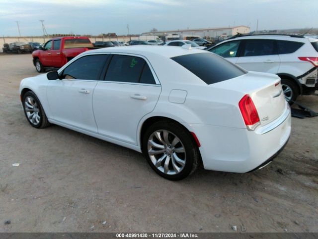 2C3CCAAG4JH201925 Chrysler 300 Touring L