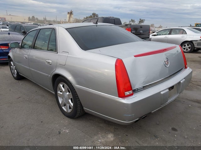 2007 CADILLAC DTS 1G6KD57Y37U207669 Photo 2