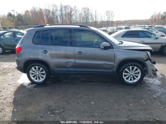 WVGAV7AX5FW599084 Volkswagen TIGUAN SE