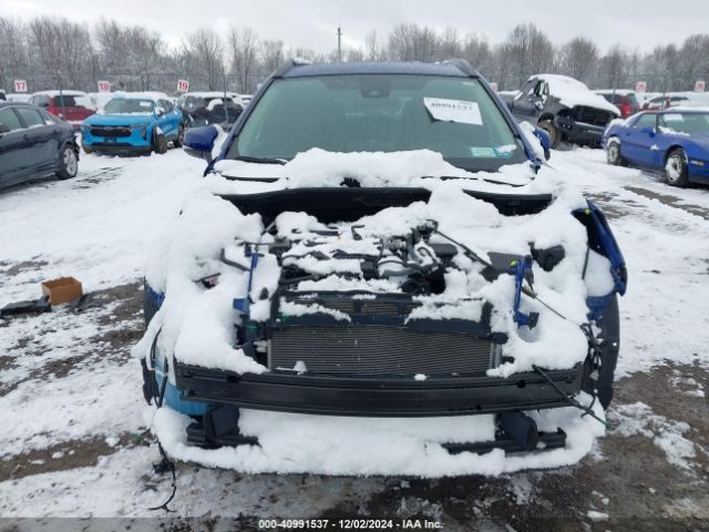 7MUCAABG1NV017071 Toyota Corolla Cross Le
