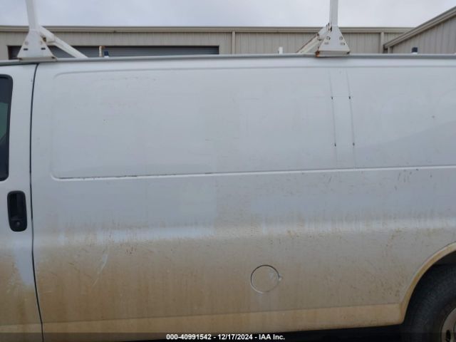 1GCWGBFP2J1237526 Chevrolet Express 2500 Work Van