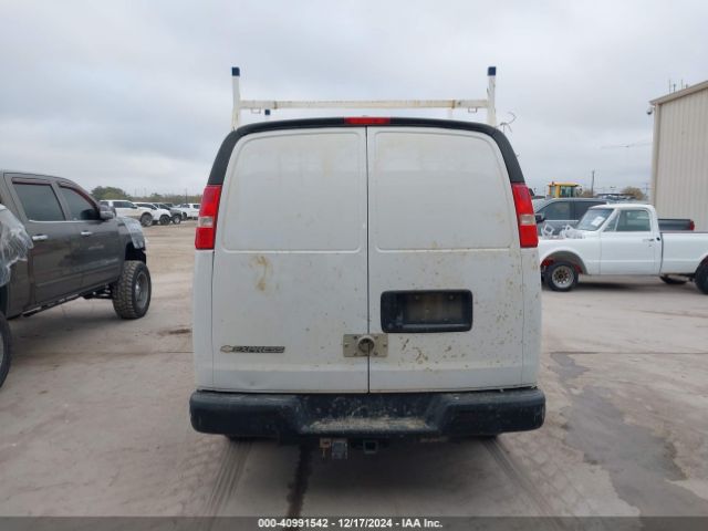 1GCWGBFP2J1237526 Chevrolet Express 2500 Work Van