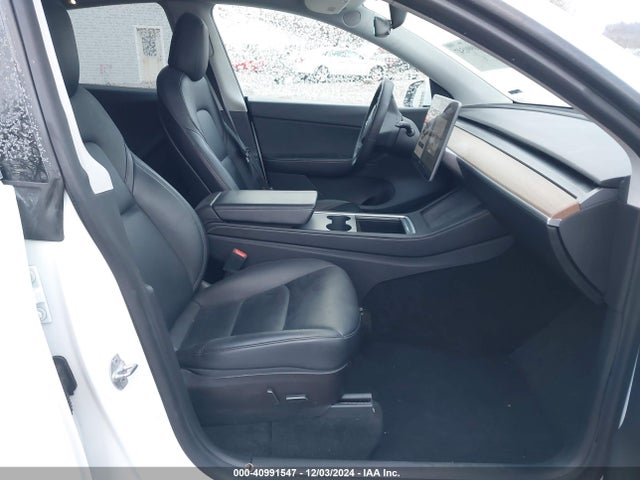 2021 TESLA MODEL Y 5YJYGDEE7MF202948 Photo 4