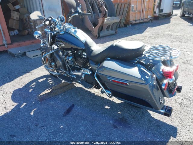 2022 HARLEY-DAVIDSON FLHR 1HD1FBC13NB653712 Photo 2