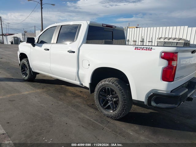 3GCPYFED9KG308983 Chevrolet Silverado 1500 Lt Trail Boss