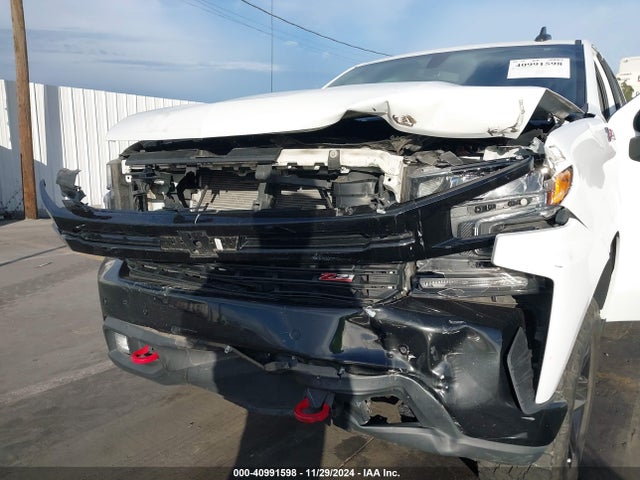 3GCPYFED9KG308983 Chevrolet Silverado 1500 Lt Trail Boss