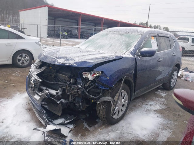 Nissan ROGUE S 2017 JN8AT2MV1HW012586 Image 2