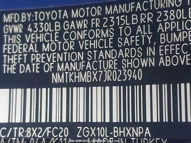 NMTKHMBX7JR023940 Toyota C-hr Xle Premium