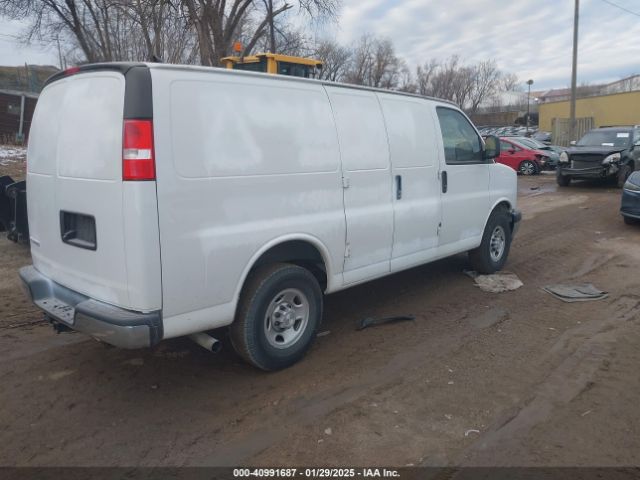 1GCWGAFP6M1223384 Chevrolet Express Cargo Rwd 2500 Regular Wheelbase Wt