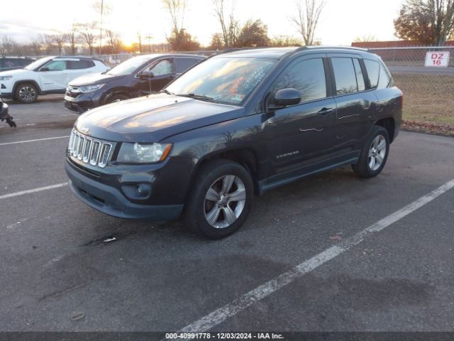 1C4NJDEB5FD106580 Jeep Compass Latitude