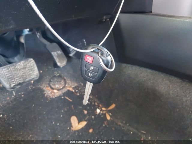 JTMZFREVXED031822 Toyota RAV4 LE