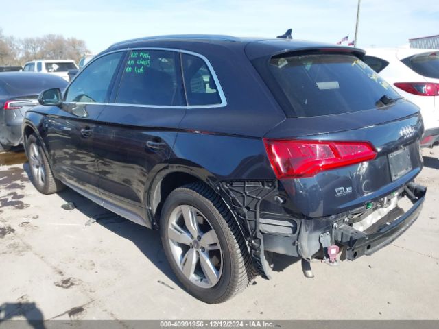 WA1BNAFY2K2056195 Audi Q5 45 Premium