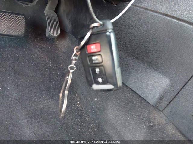 5YFBURHE9GP388573 Toyota Corolla L/le/le Pls/prm/s/s Pls