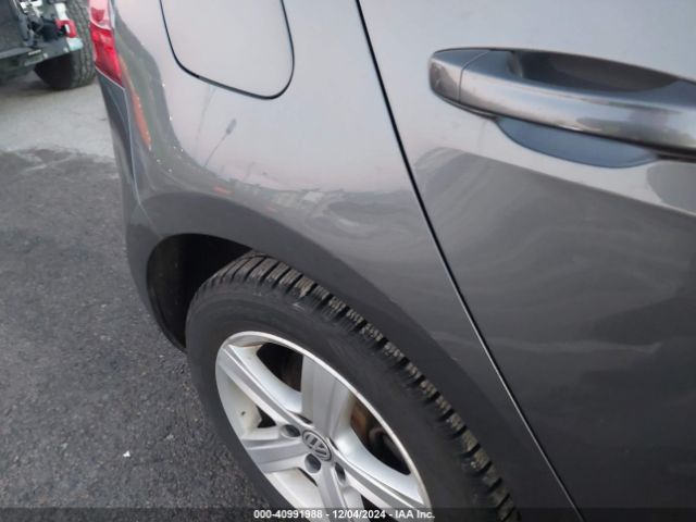3VW117AU2HM057561 Volkswagen Golf Tsi S 4-door/tsi Wolfsburg Edition 4-door