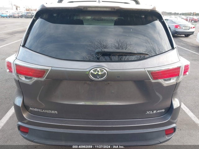 Toyota Highlander Xle V6 2016 5TDJKRFH6GS284418 Image 16