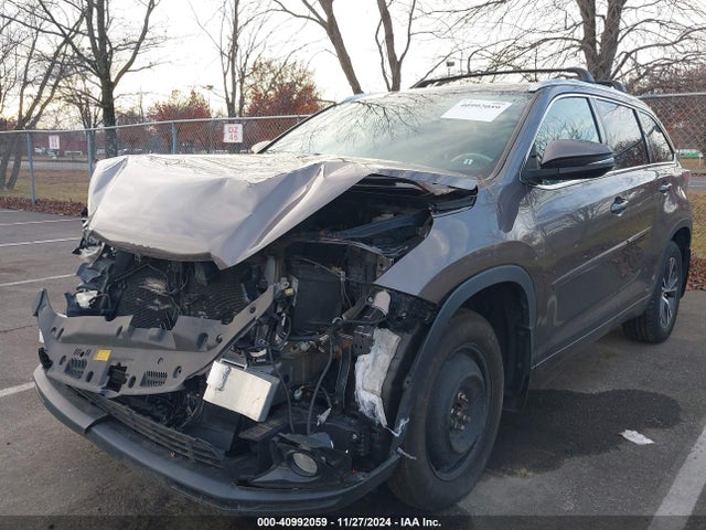Toyota Highlander Xle V6 2016 5TDJKRFH6GS284418 Image 18