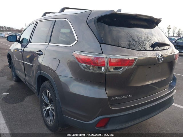 Toyota Highlander Xle V6 2016 5TDJKRFH6GS284418 Image 3
