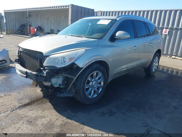 Buick Enclave Leather 2014 5GAKRBKD8EJ189350 Image 2