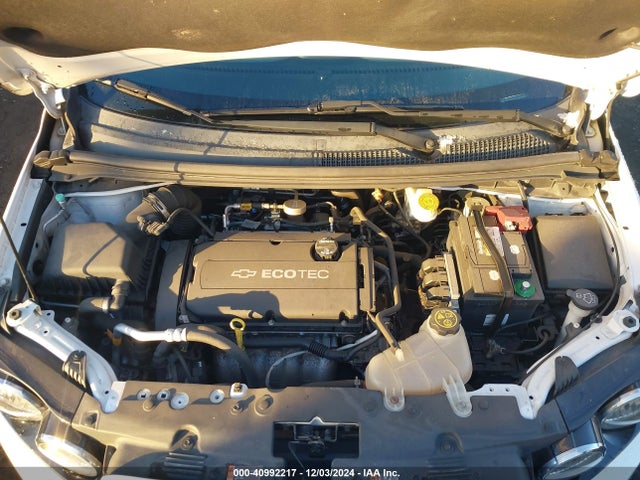 Chevrolet Sonic Lt Auto 2015 1G1JC5SG2F4136224 Image 10