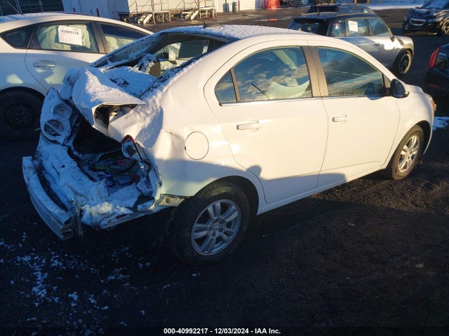 Chevrolet Sonic Lt Auto 2015 1G1JC5SG2F4136224 Image 4