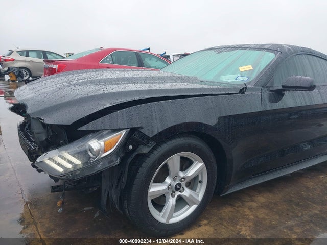 Ford Mustang V6 2017 1FA6P8AM8H5226927 Image 17