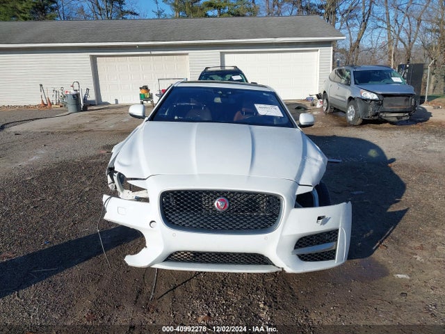 SAJBL4BVXGCY16272 Jaguar Xf 35t R-sport