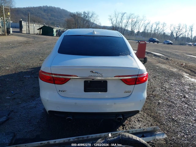 SAJBL4BVXGCY16272 Jaguar Xf 35t R-sport