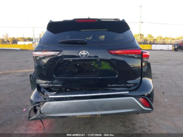 5TDFZRBH6NS256039 Toyota Highlander Platinum
