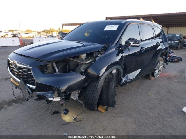 5TDFZRBH6NS256039 Toyota Highlander Platinum