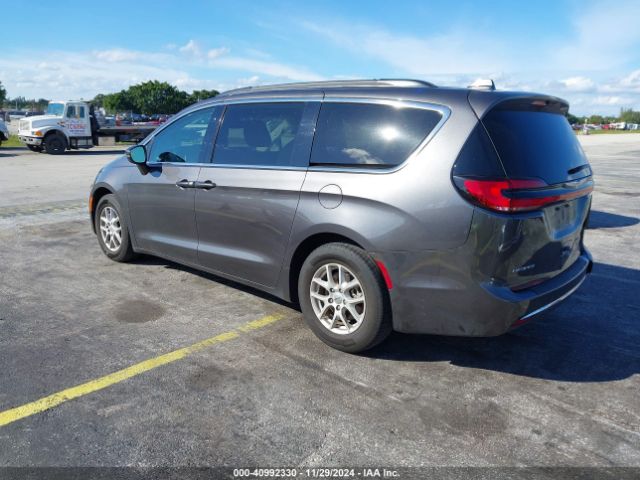 2022 CHRYSLER PACIFICA 2C4RC1BGXNR122229 Photo 2