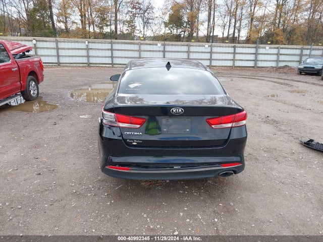 KIA Optima Lx 2017 5XXGT4L37HG122271 Image 16