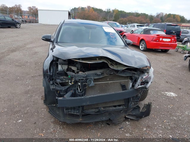 KIA Optima Lx 2017 5XXGT4L37HG122271 Image 6