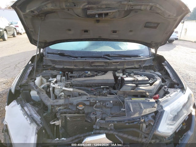 Nissan ROGUE S 2019 5N1AT2MT8KC790592 Image 10