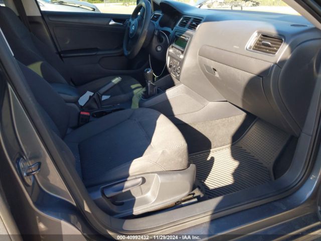 3VW1K7AJ1EM353170 Volkswagen Jetta 2.0l S