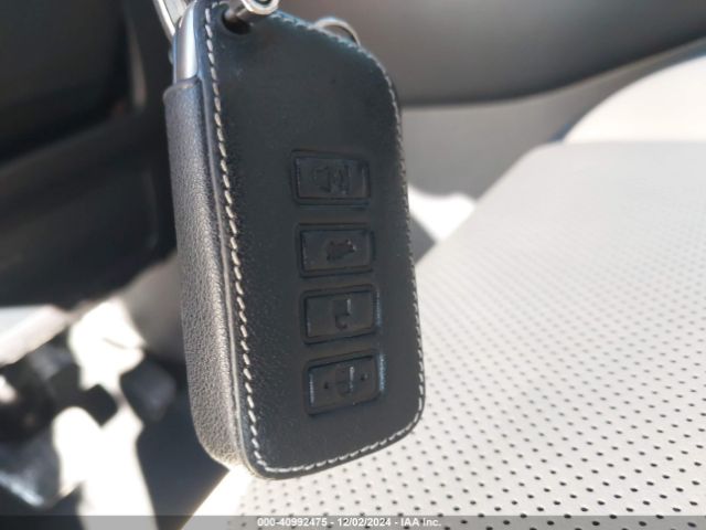 JTJYARBZ1H2058776 Lexus NX 200T