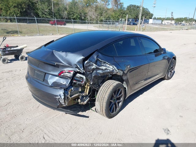 2023 TESLA MODEL 3 5YJ3E1EA0PF583087 Photo 3
