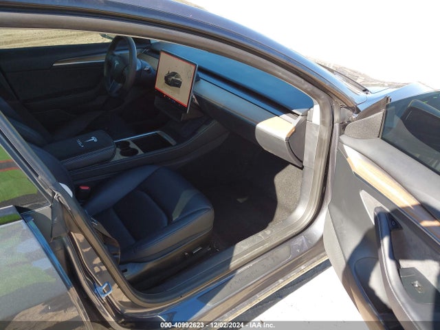 2023 TESLA MODEL 3 5YJ3E1EA0PF583087 Photo 4