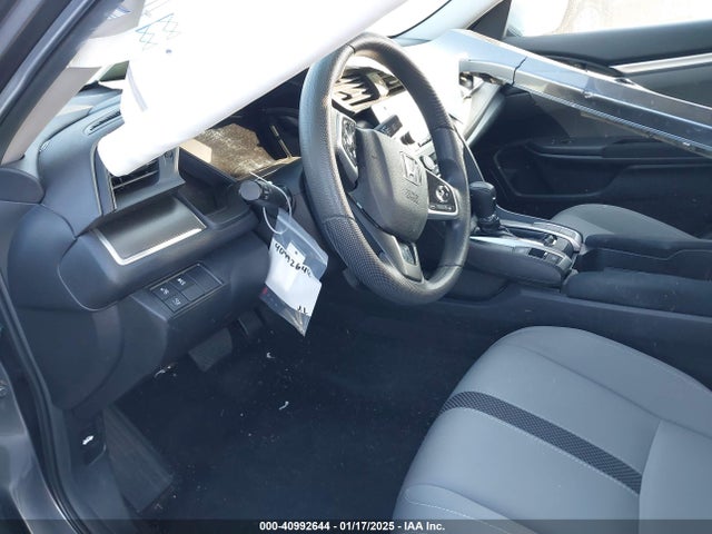 Honda Civic Lx 2019 2HGFC2F69KH589929 Image 19