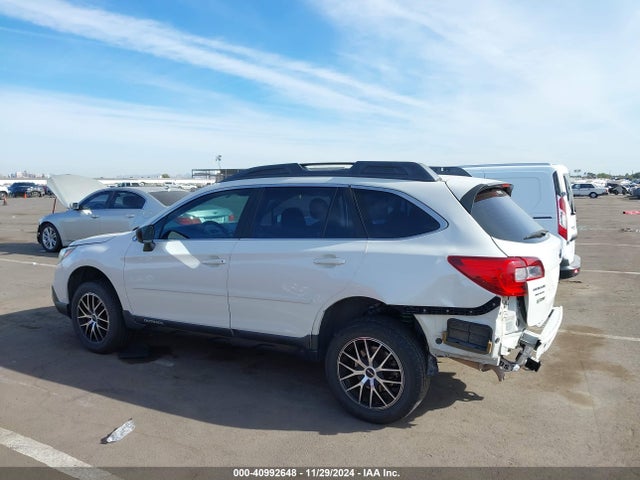 Subaru Outback 2.5i 2015 4S4BSAACXF3218452 Image 15
