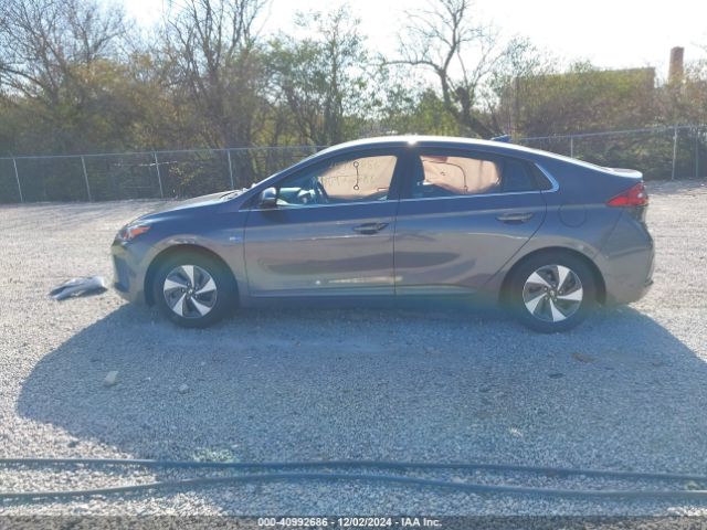 KMHC75LC8JU072680 Hyundai Ioniq Hybrid Sel